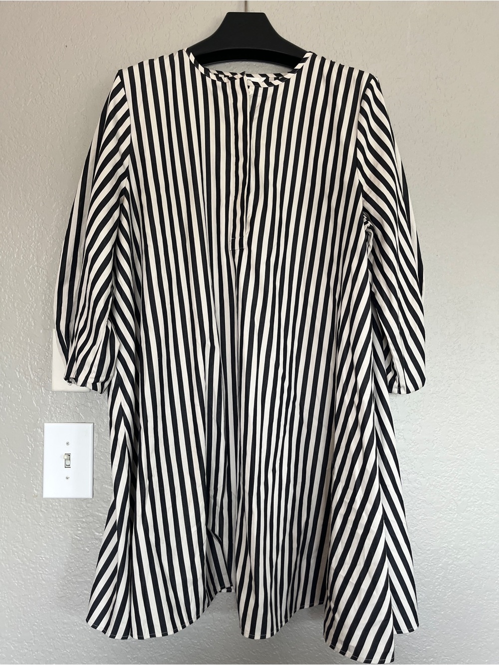 Banana Republic Black and White Striped Long Sleeve Dress